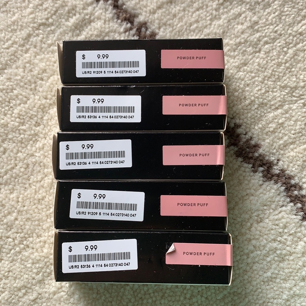 H&M Lipstick - Power Puff
